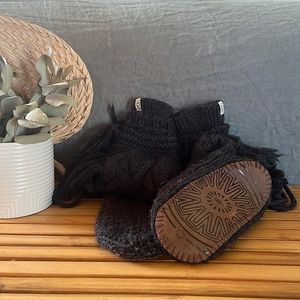 🌈 Rare!!! Ugg Mukluks